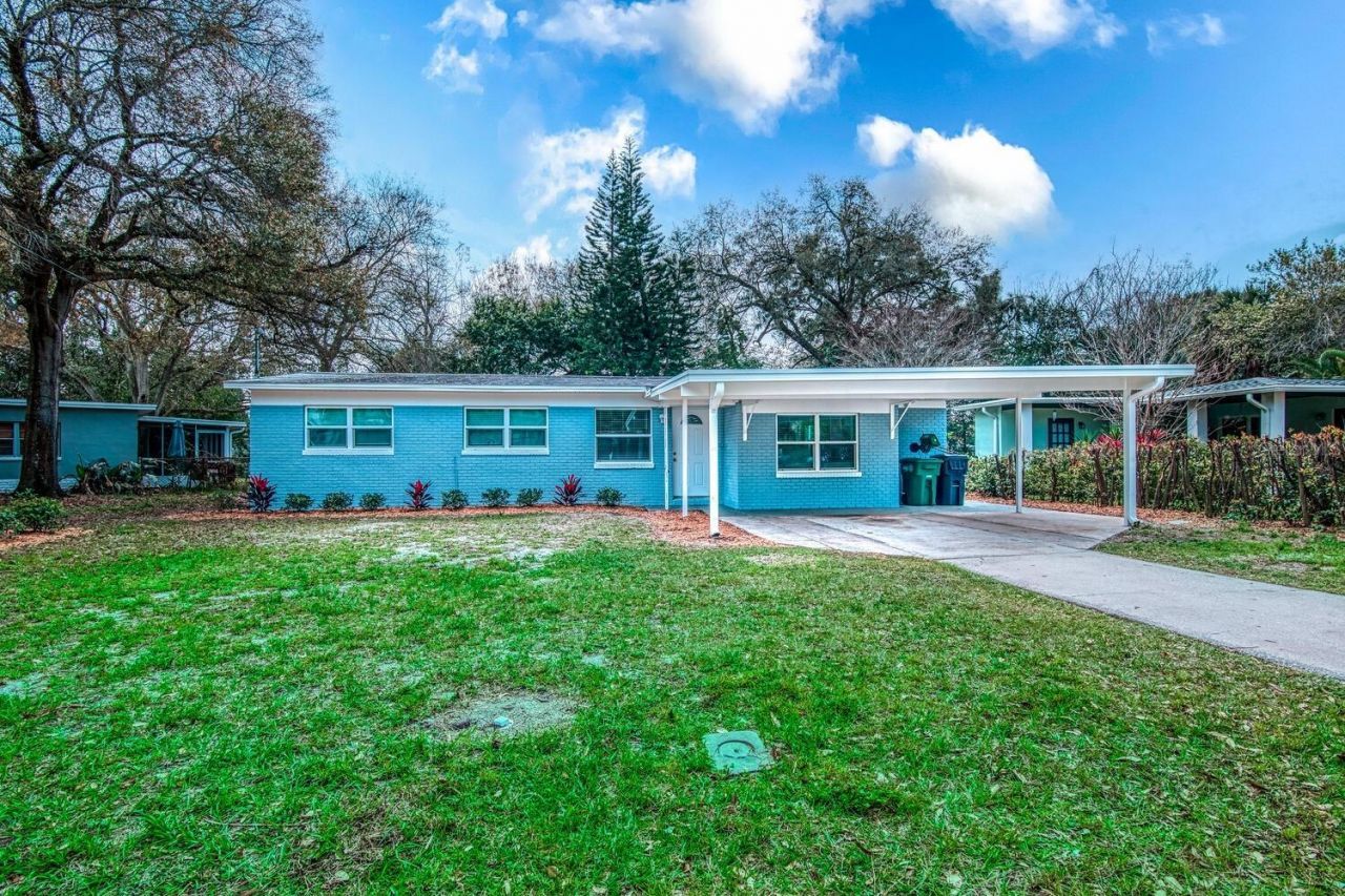 4104 W Lawn Avenue, Tampa, FL 33611 Main Photo