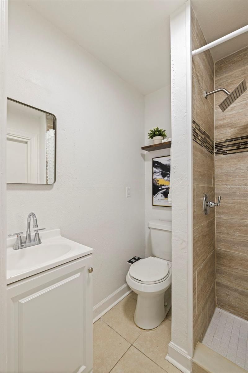 656 59th Street S, Saint Petersburg, FL 33707 Photo