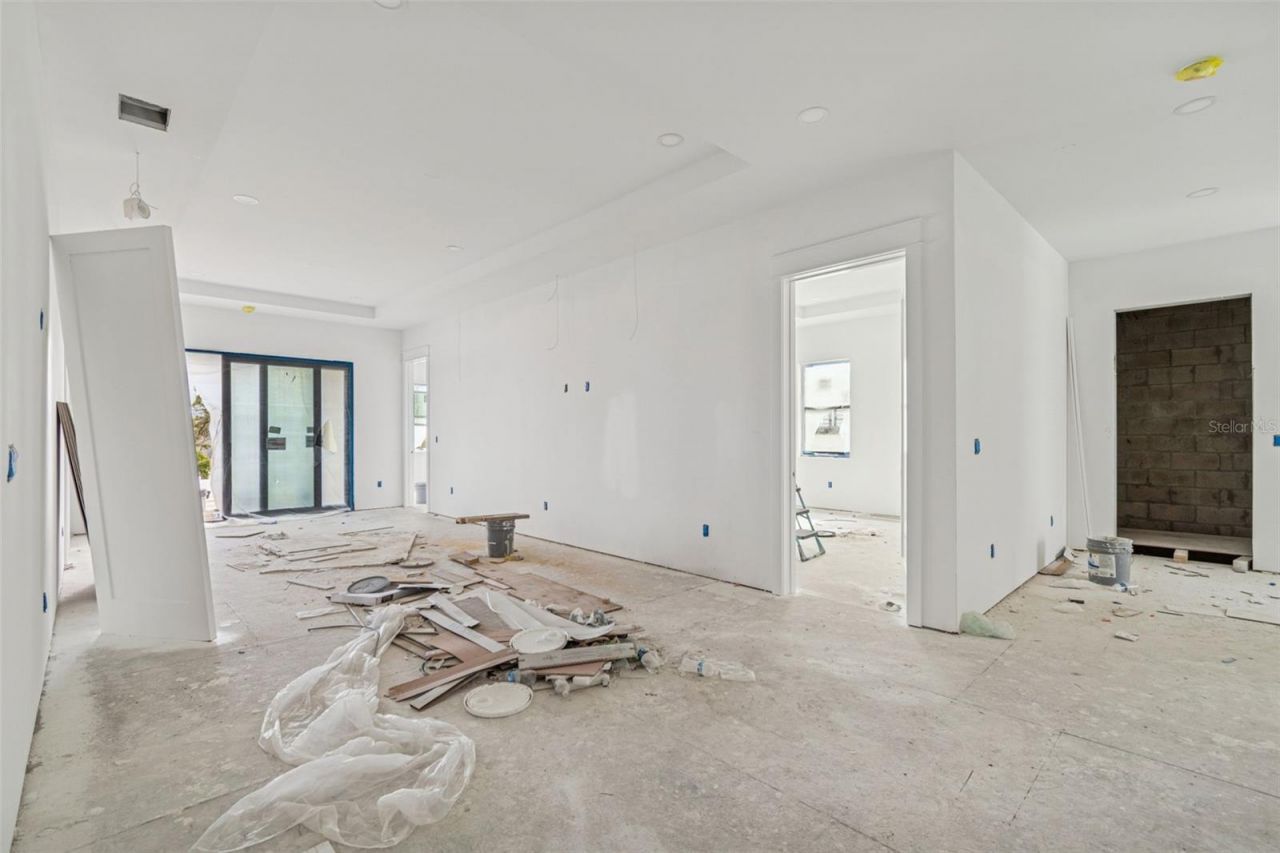 211 S Occident Street, Tampa, FL 33609 Photo