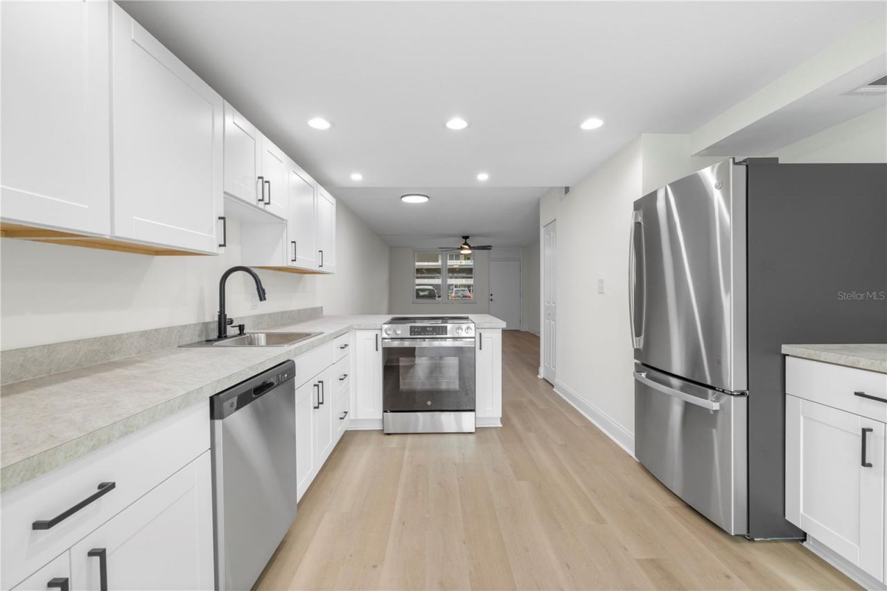 4715 Bay Street Ne, Unit 123, Saint Petersburg, FL 33703 Photo