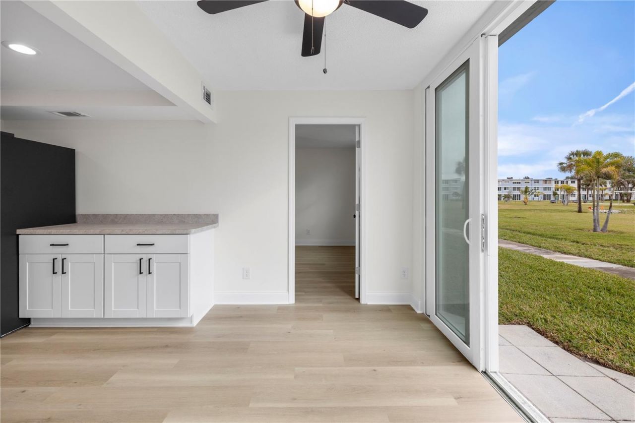 4715 Bay Street Ne, Unit 123, Saint Petersburg, FL 33703 Photo