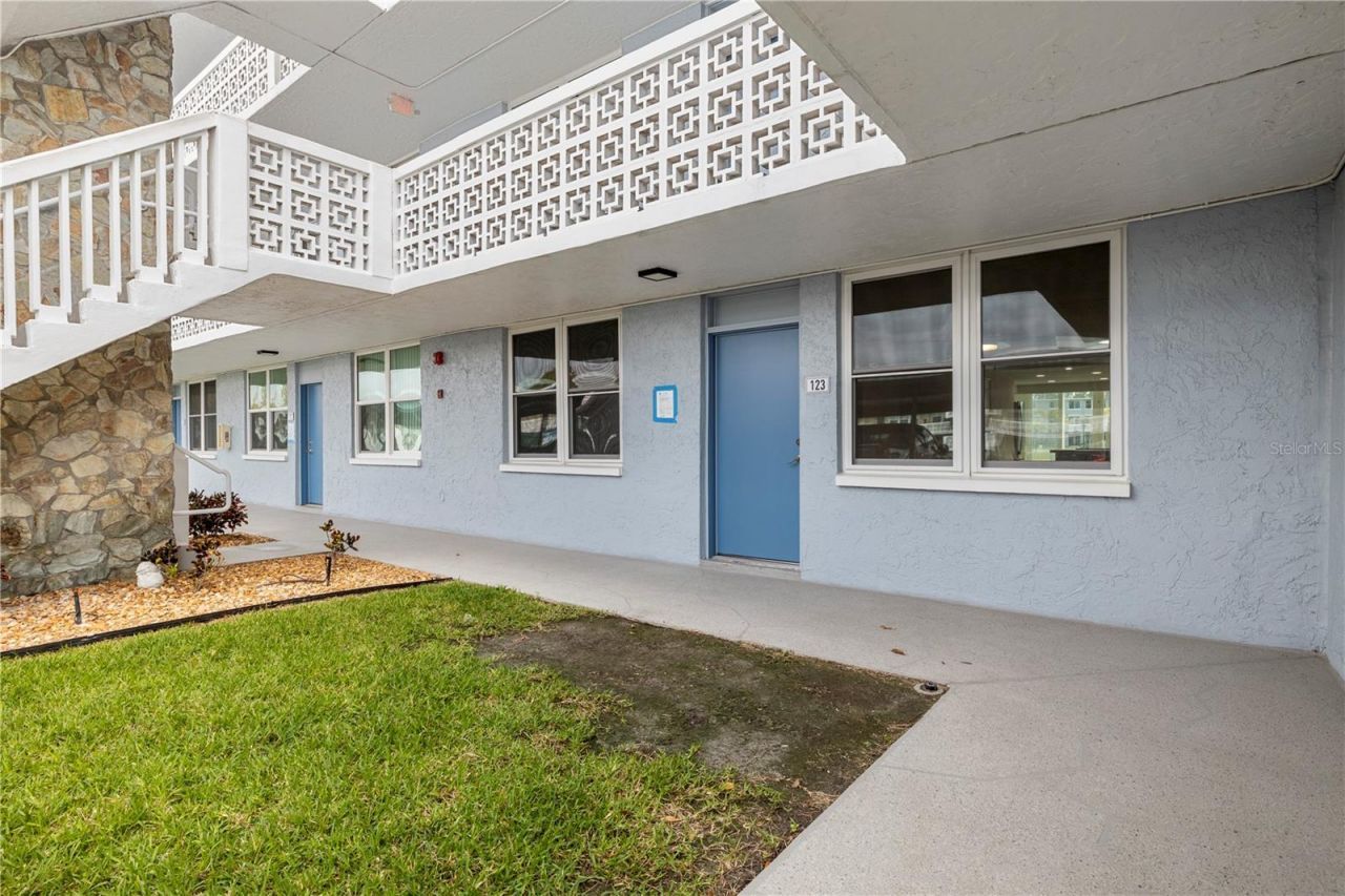 4715 Bay Street Ne, Unit 123, Saint Petersburg, FL 33703 Photo