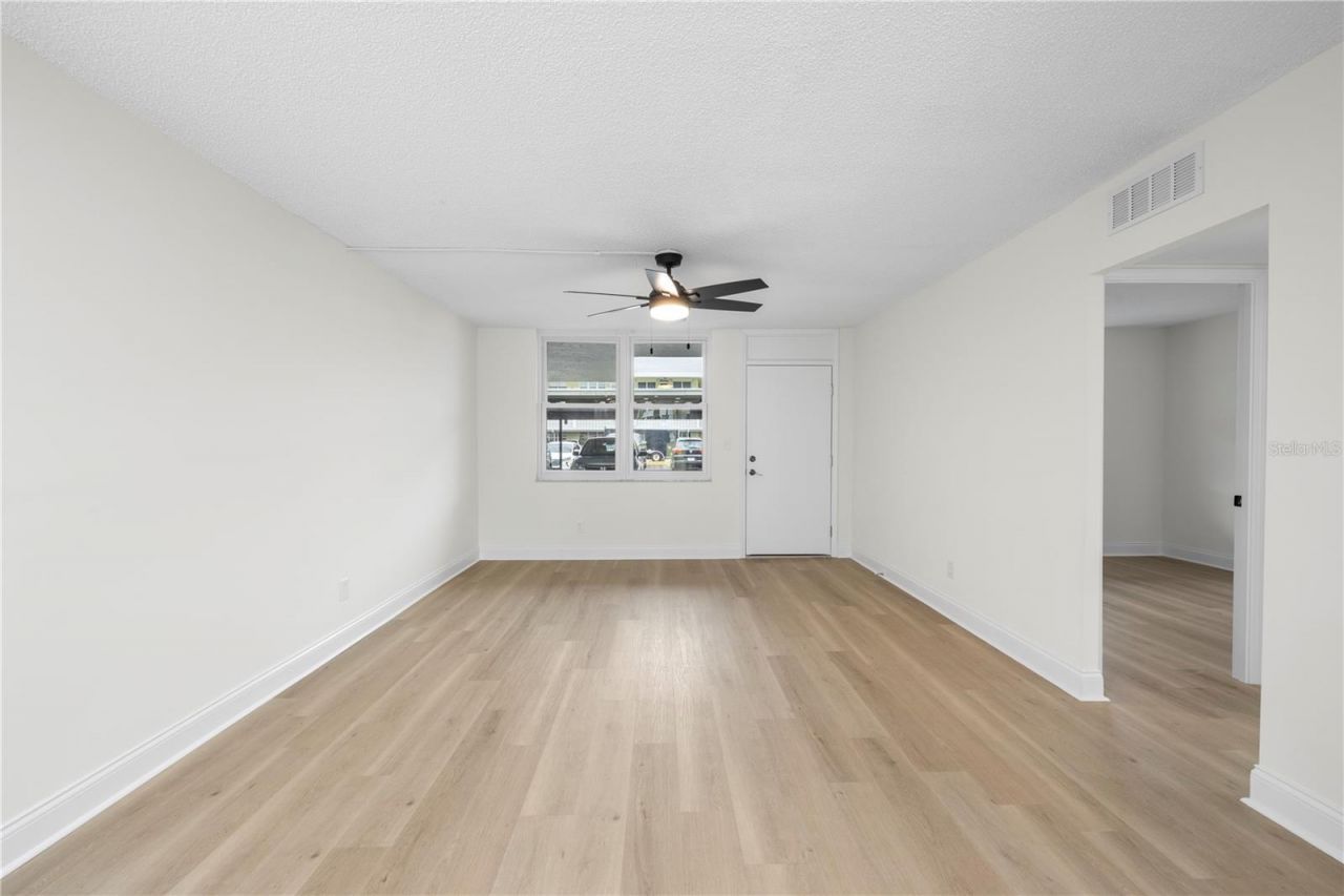 4715 Bay Street Ne, Unit 123, Saint Petersburg, FL 33703 Photo