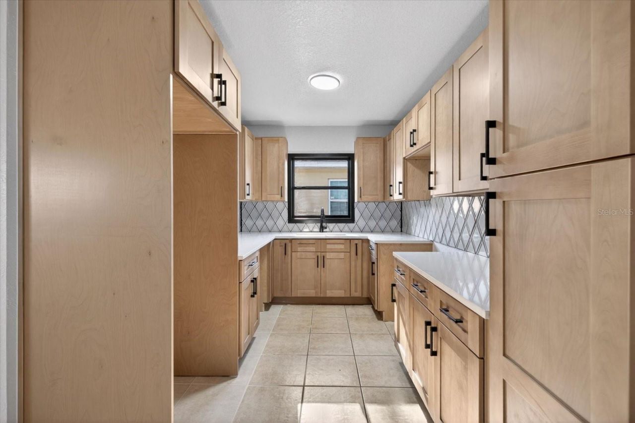 773 W Harbor Drive S, Saint Petersburg, FL 33705 Photo