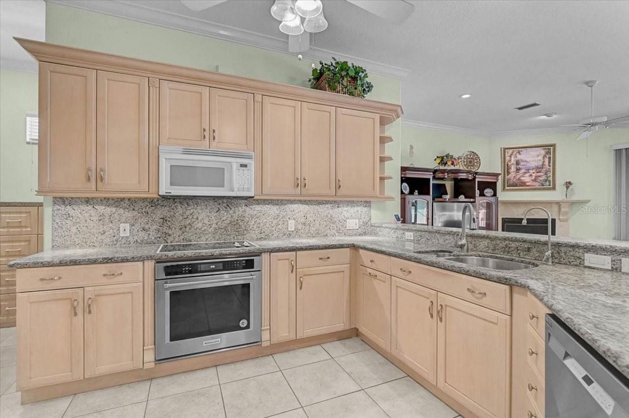 4708 Sweetmeadow Circle, Sarasota, FL 34238 Photo