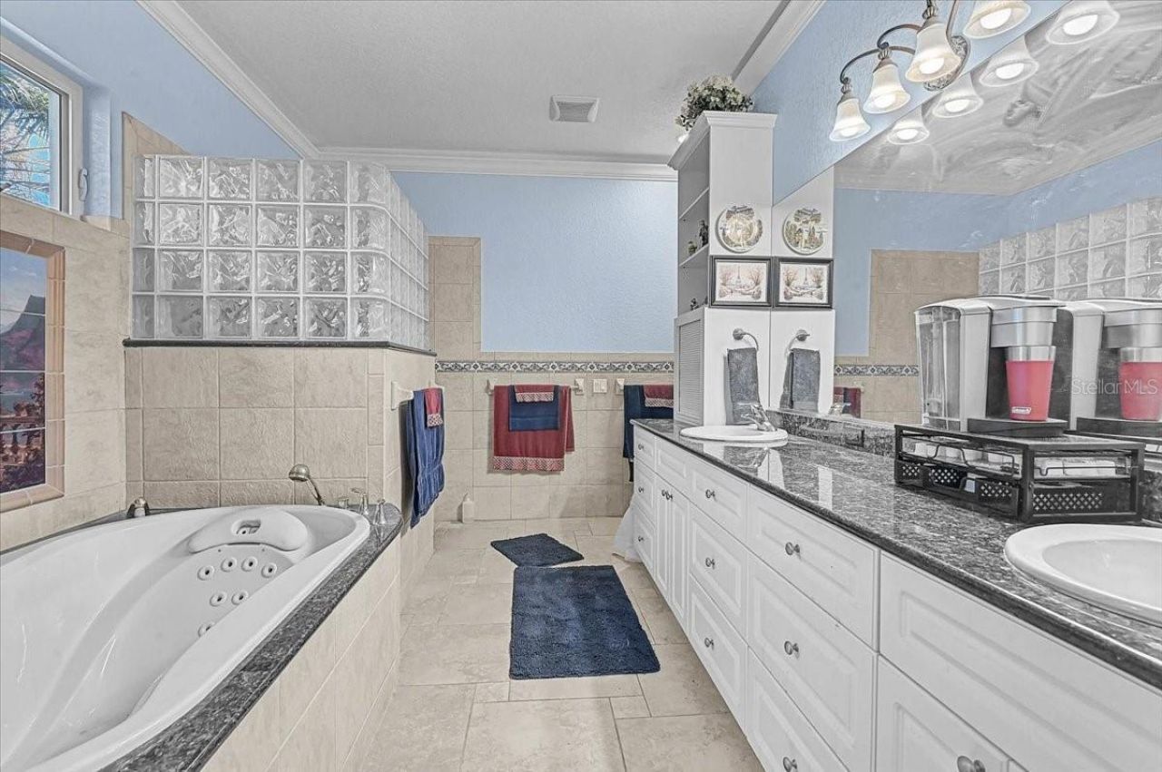 4708 Sweetmeadow Circle, Sarasota, FL 34238 Photo