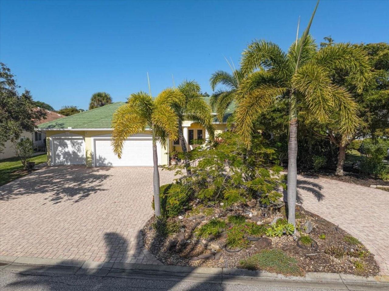 4708 Sweetmeadow Circle, Sarasota, FL 34238 Photo