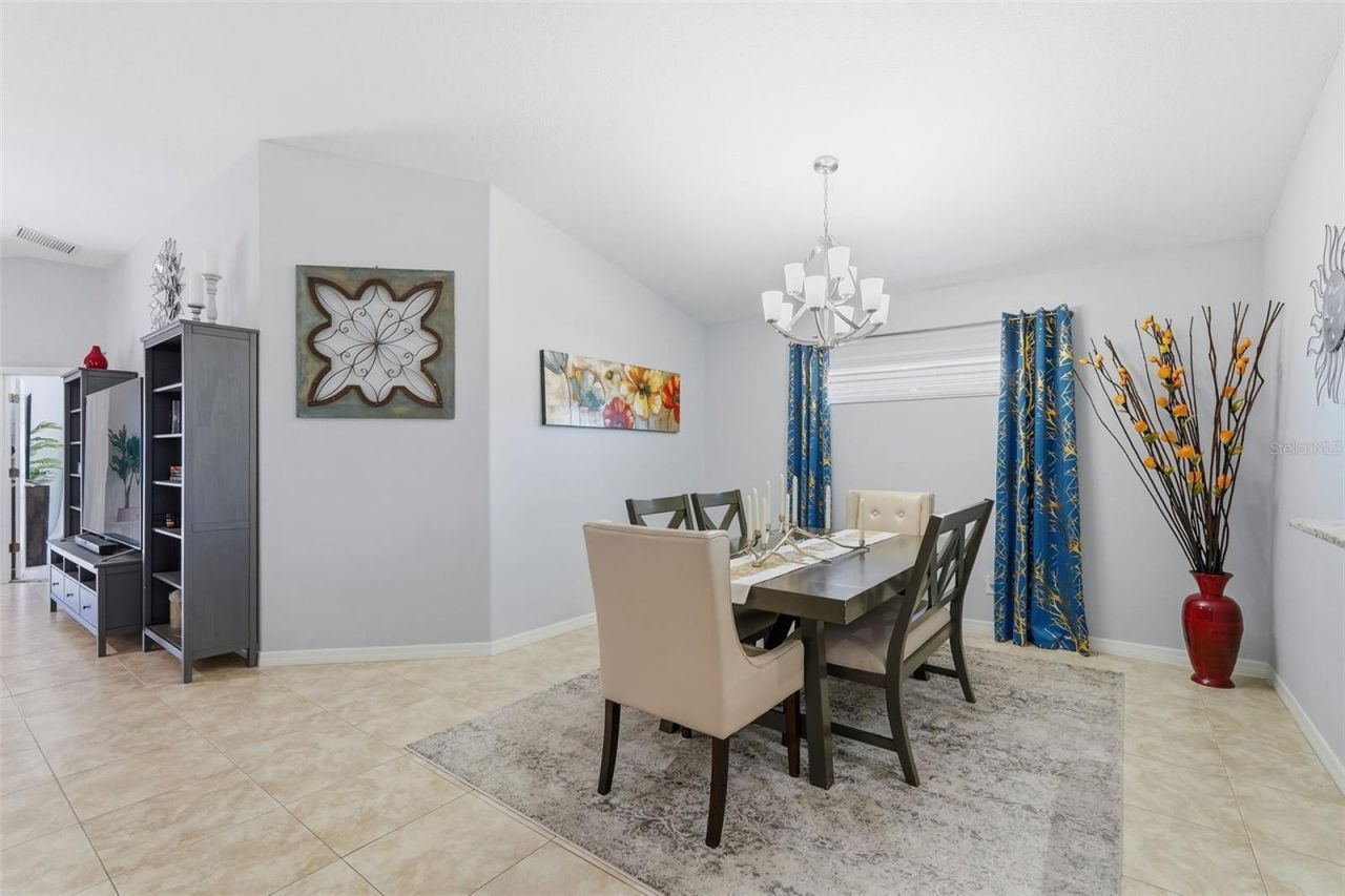 3418 72nd Drive E, Sarasota, FL 34243 Photo