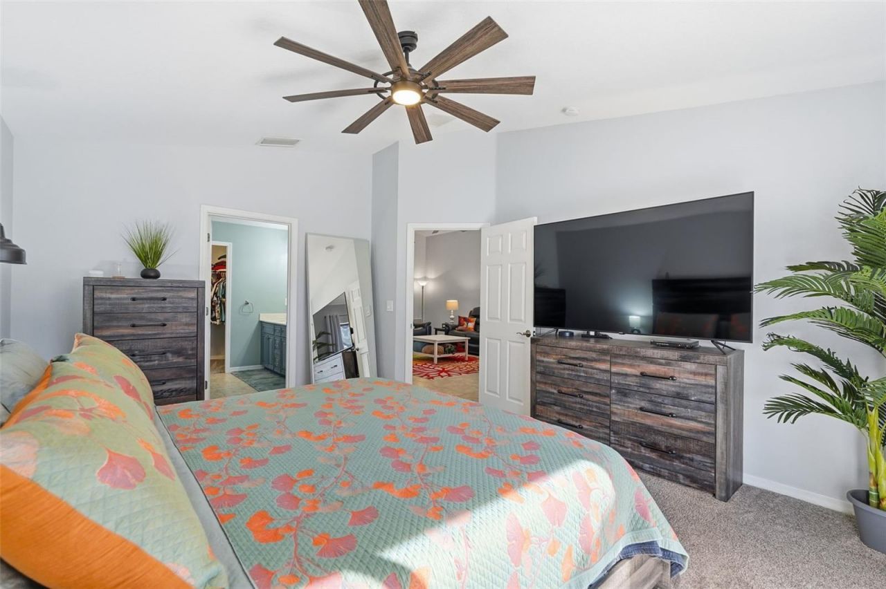 3418 72nd Drive E, Sarasota, FL 34243 Photo