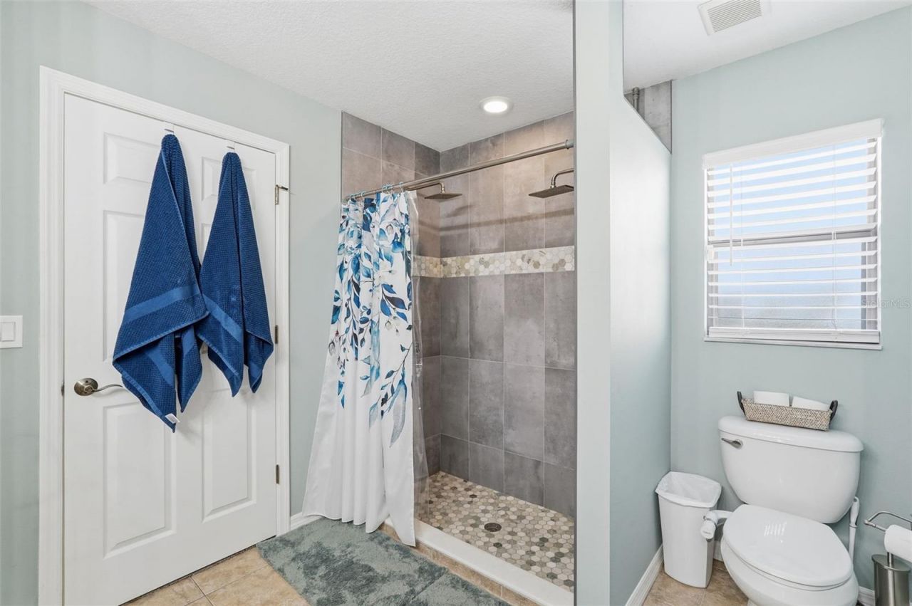 3418 72nd Drive E, Sarasota, FL 34243 Photo