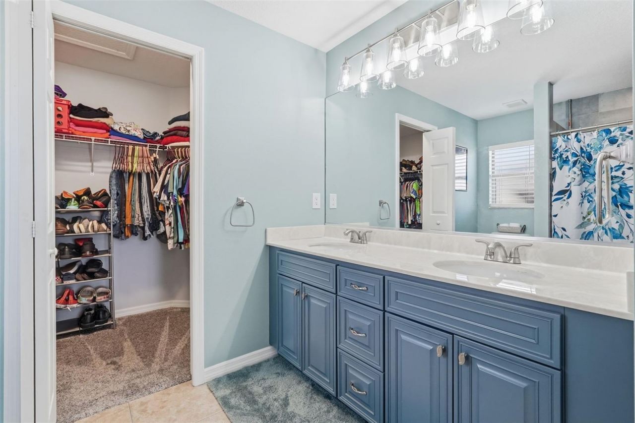 3418 72nd Drive E, Sarasota, FL 34243 Photo