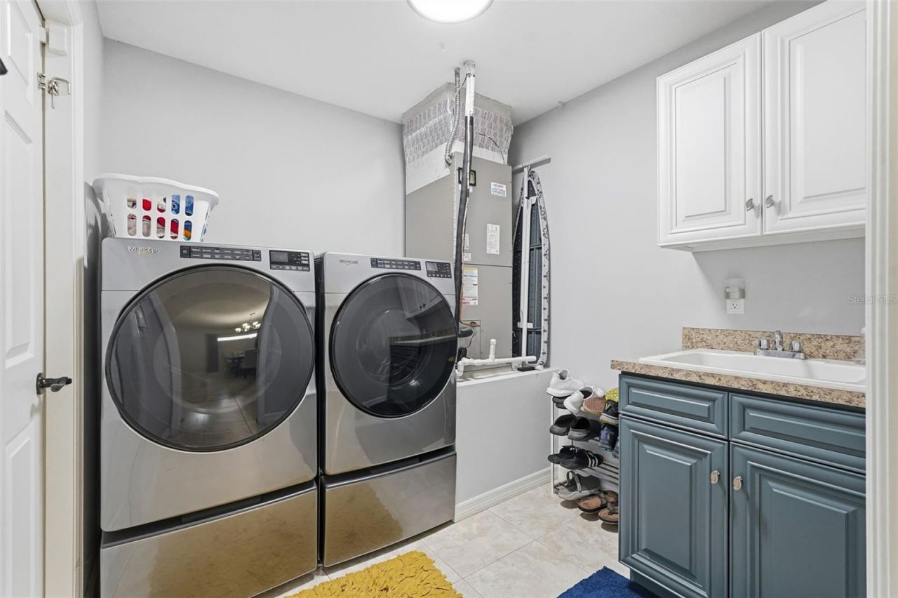 3418 72nd Drive E, Sarasota, FL 34243 Photo