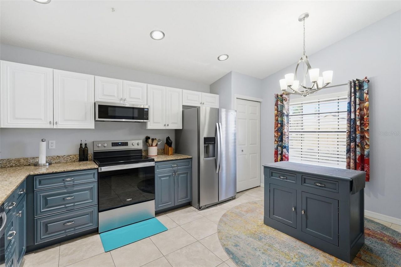 3418 72nd Drive E, Sarasota, FL 34243 Photo