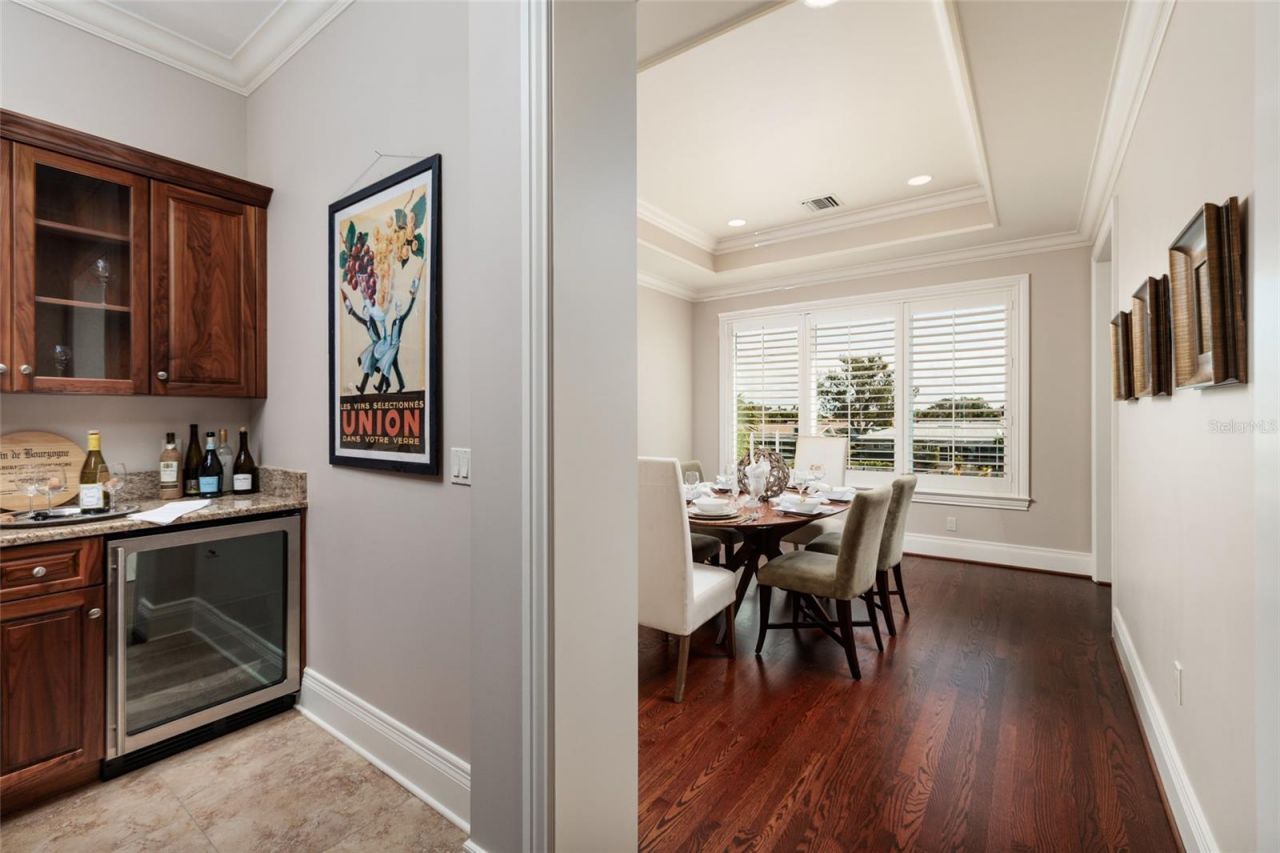 1976 Kansas Avenue Ne, Saint Petersburg, FL 33703 Photo