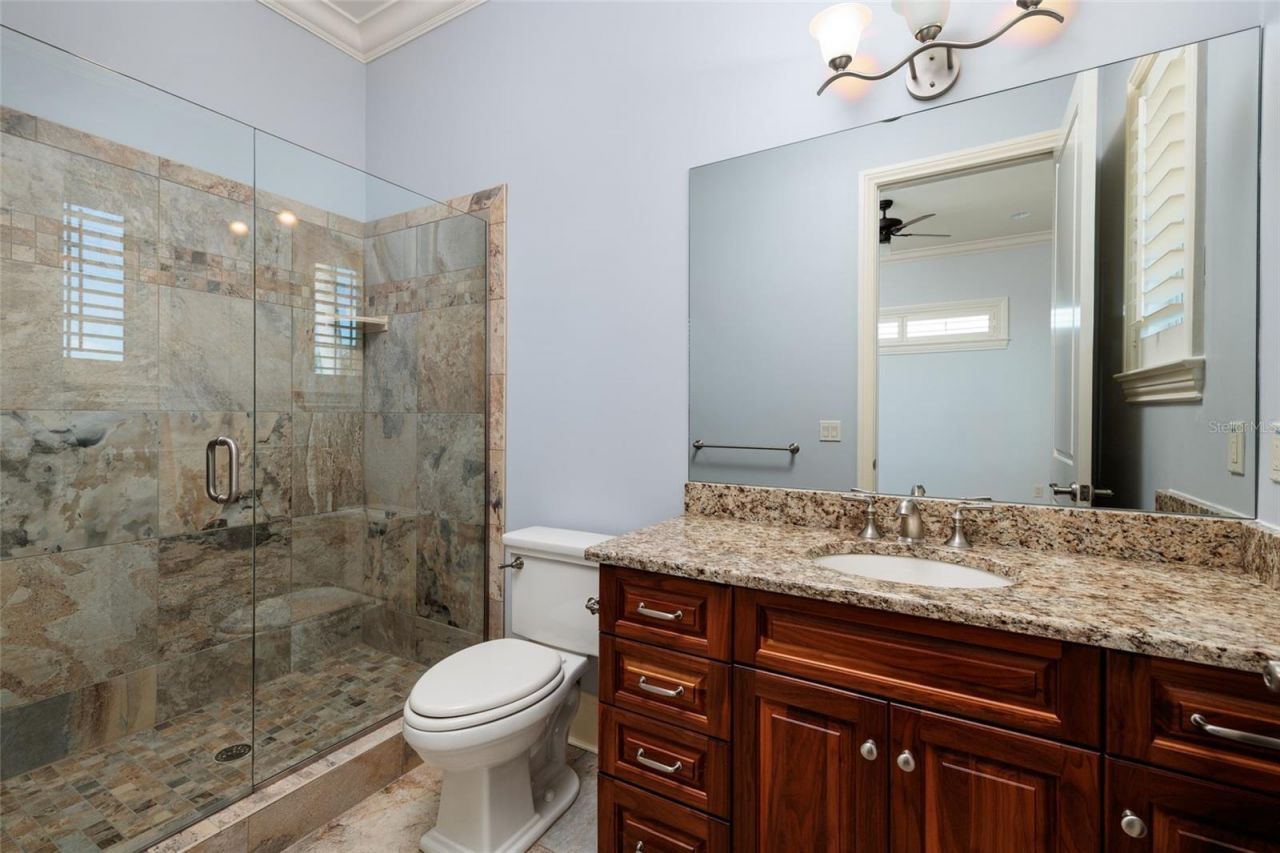 1976 Kansas Avenue Ne, Saint Petersburg, FL 33703 Photo