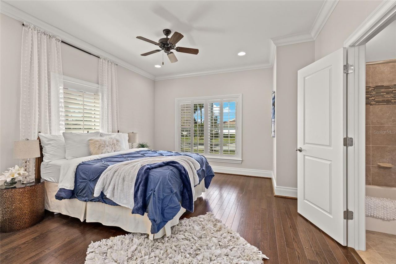 1976 Kansas Avenue Ne, Saint Petersburg, FL 33703 Photo