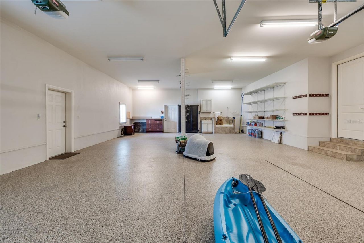 1976 Kansas Avenue Ne, Saint Petersburg, FL 33703 Photo