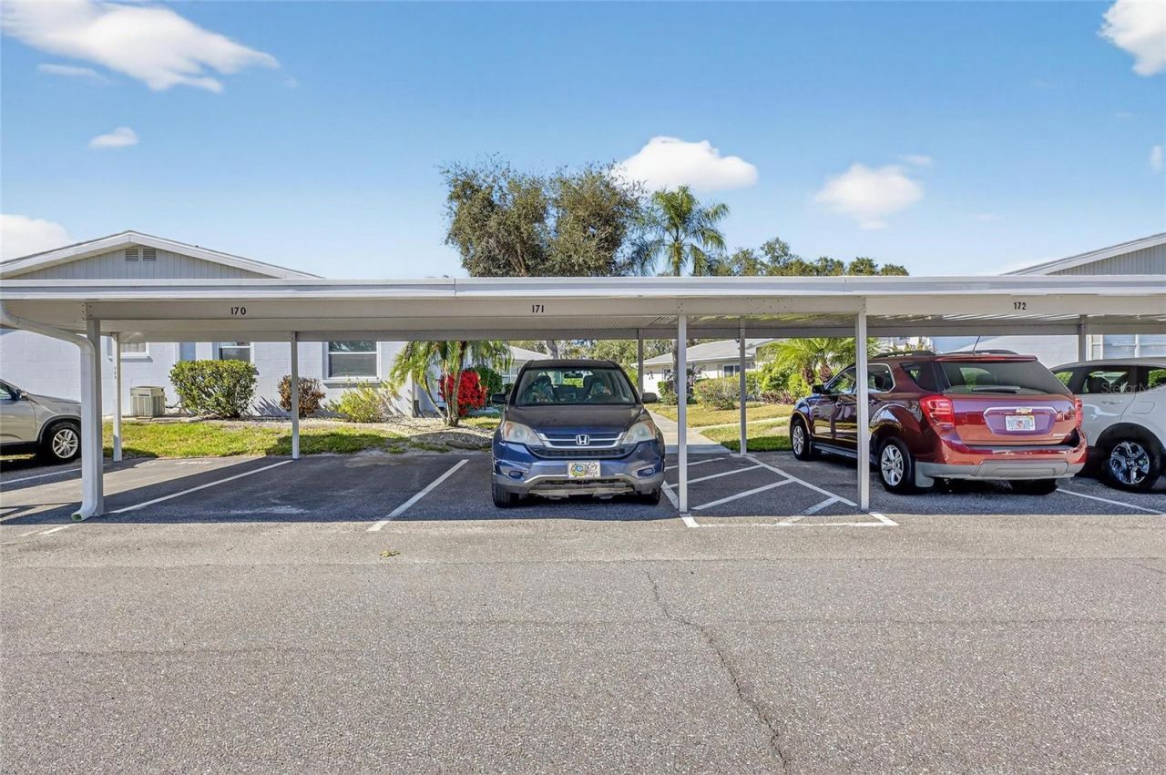 301 Andover Place S, Unit 171, Sun City Center, FL 33573 Photo