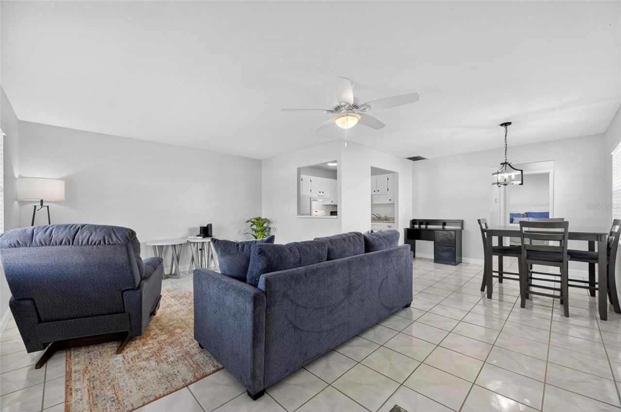 301 Andover Place S, Unit 171, Sun City Center, FL 33573 Photo
