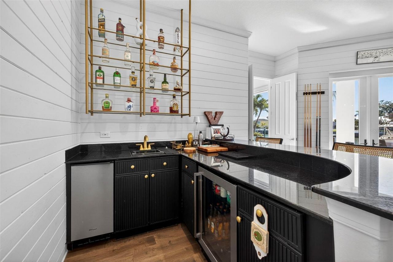 3796 42nd Avenue S, Saint Petersburg, FL 33711 Photo