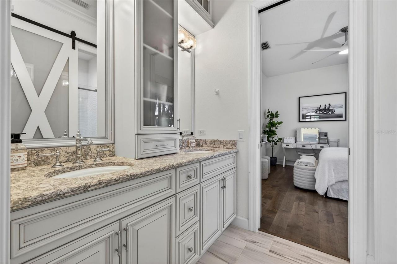 3796 42nd Avenue S, Saint Petersburg, FL 33711 Photo