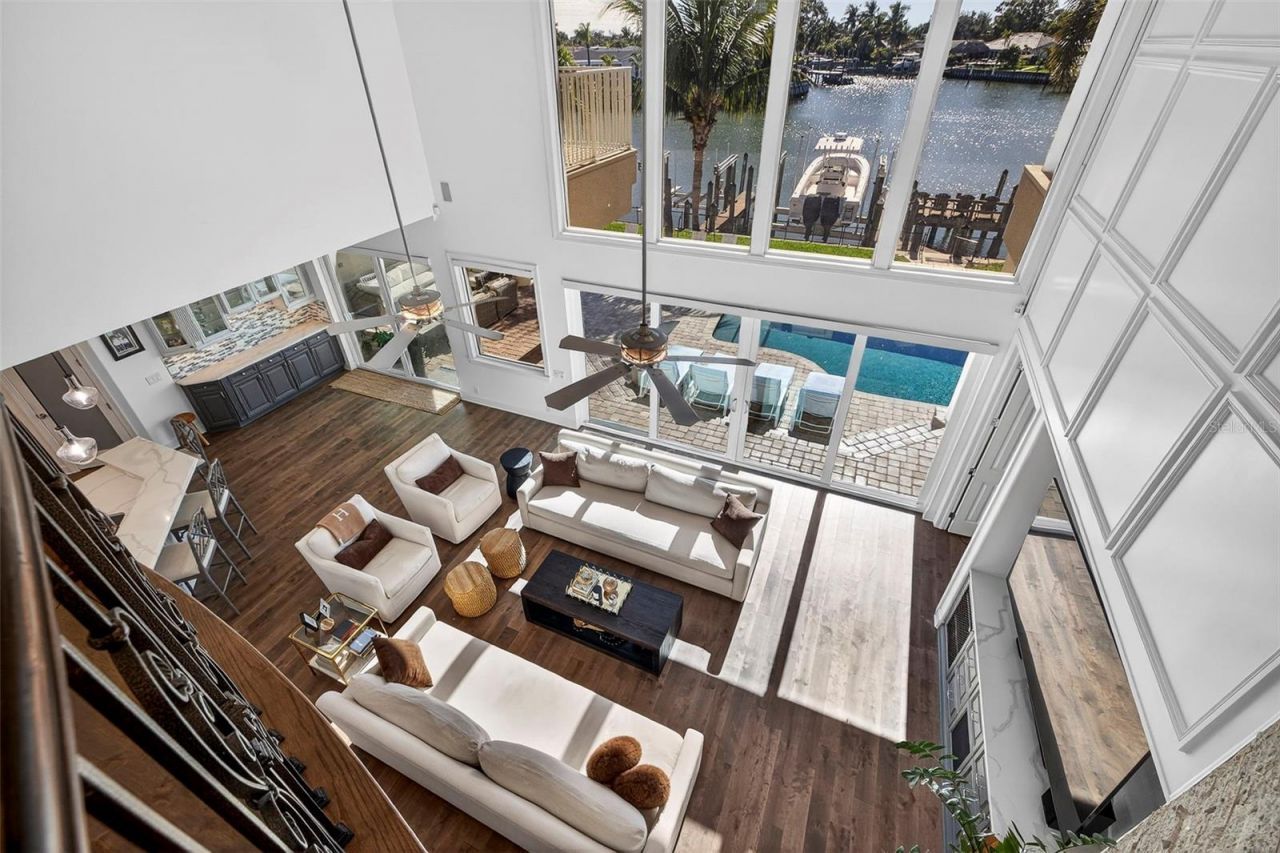 3796 42nd Avenue S, Saint Petersburg, FL 33711 Photo