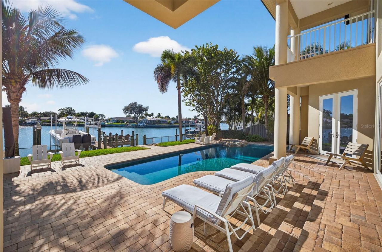 3796 42nd Avenue S, Saint Petersburg, FL 33711 Photo