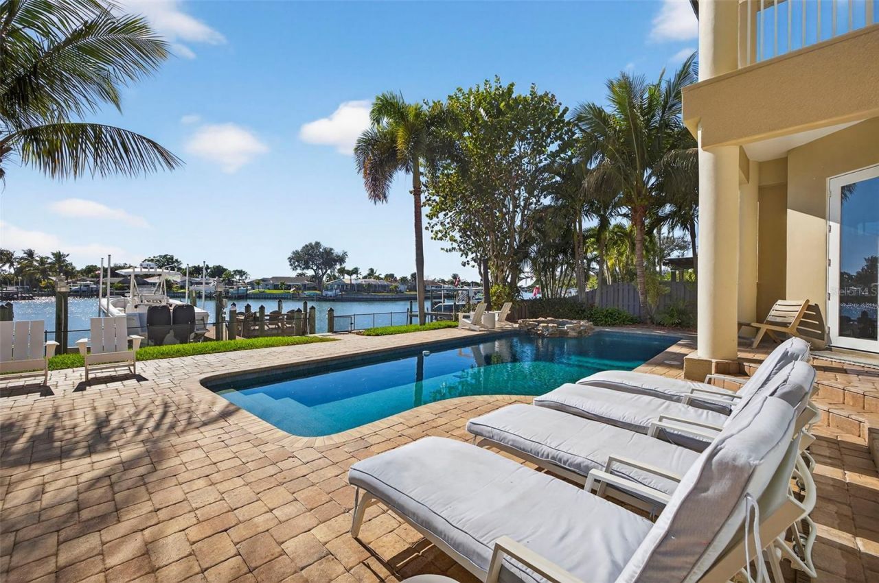 3796 42nd Avenue S, Saint Petersburg, FL 33711 Photo