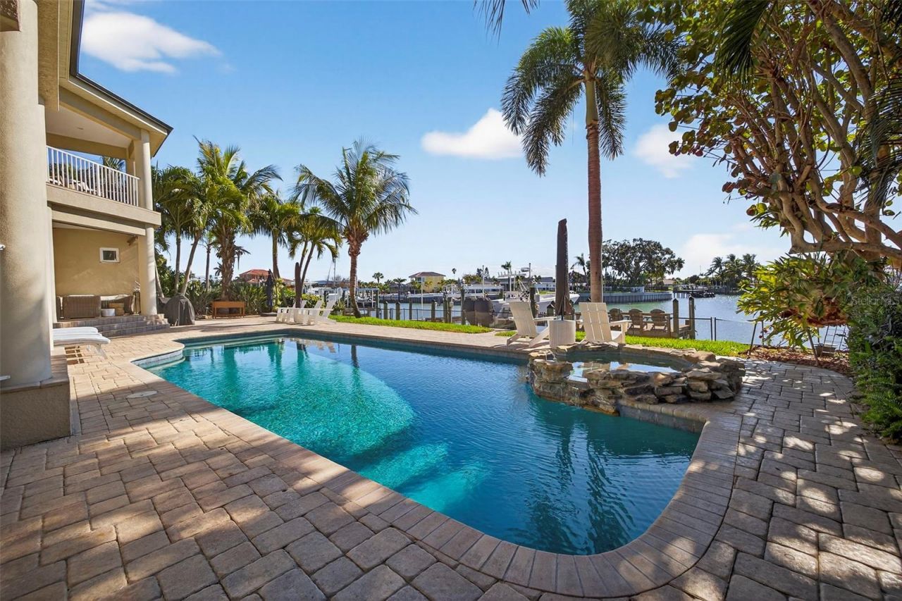 3796 42nd Avenue S, Saint Petersburg, FL 33711 Photo