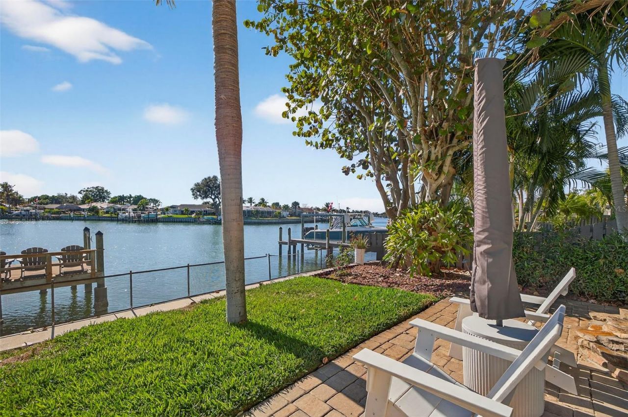 3796 42nd Avenue S, Saint Petersburg, FL 33711 Photo