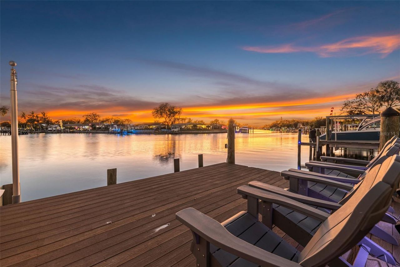 3796 42nd Avenue S, Saint Petersburg, FL 33711 Photo