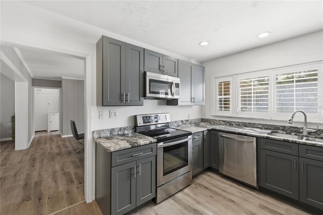 1420 Maravilla Avenue, Fort Myers, FL 33901 Photo