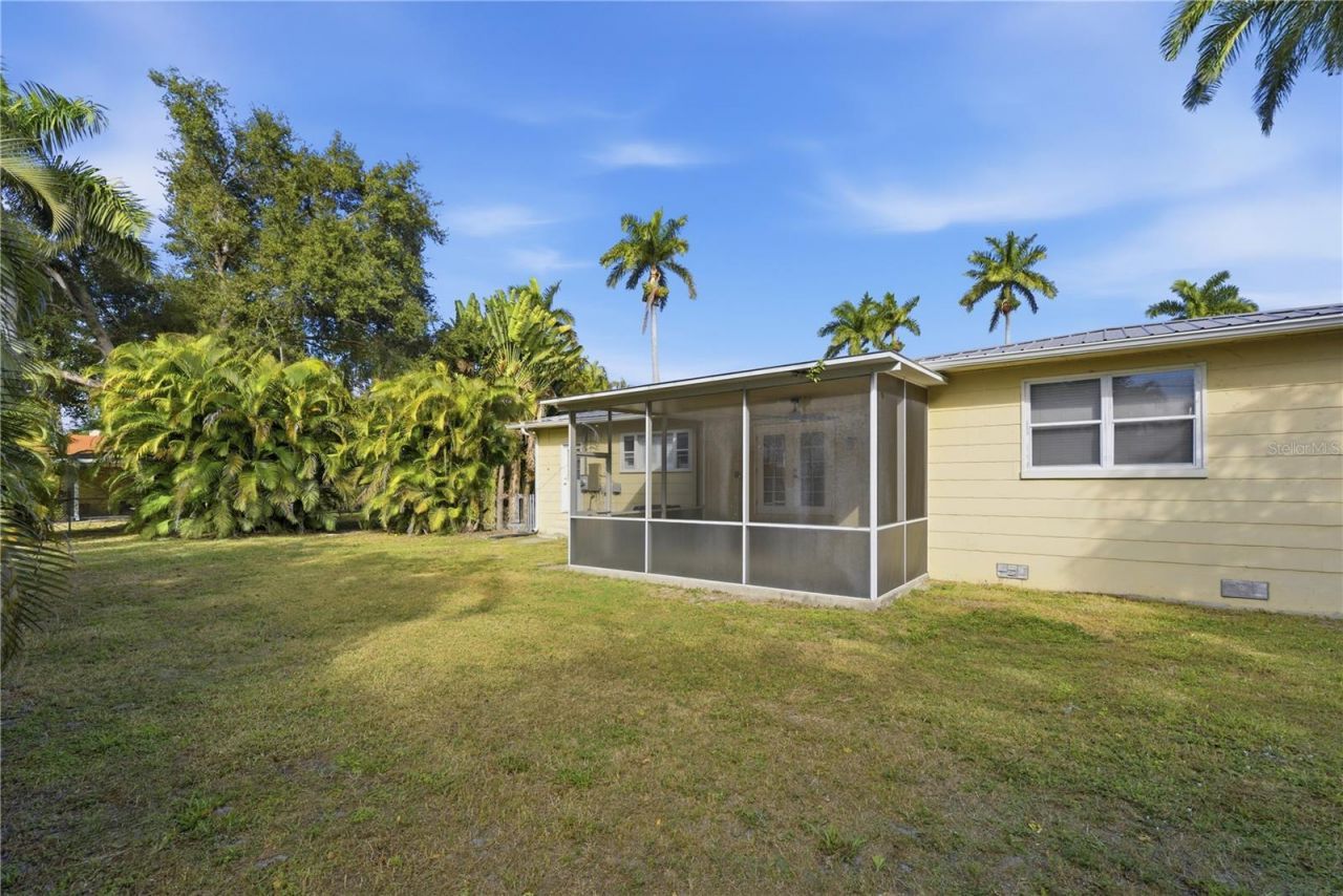 1420 Maravilla Avenue, Fort Myers, FL 33901 Photo