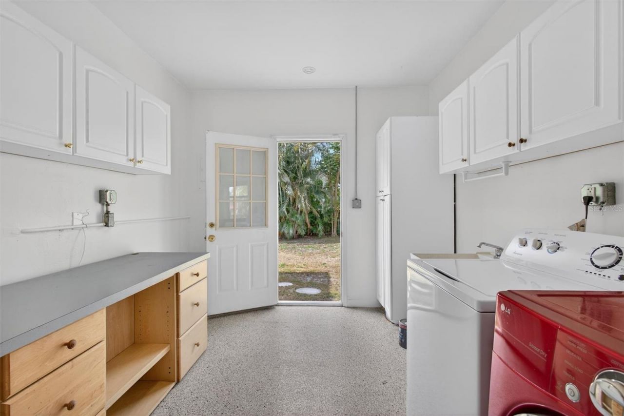 1420 Maravilla Avenue, Fort Myers, FL 33901 Photo