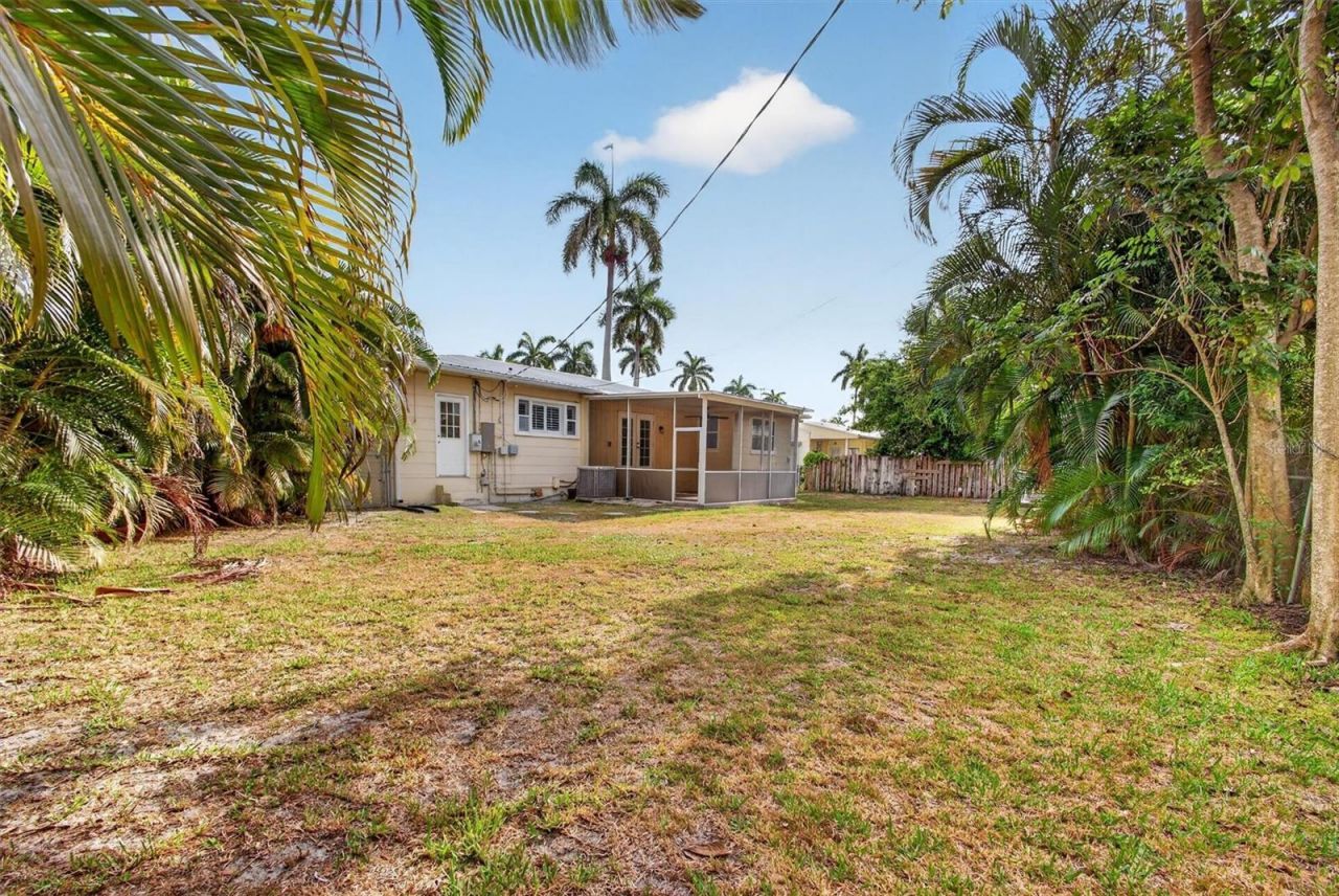 1420 Maravilla Avenue, Fort Myers, FL 33901 Photo