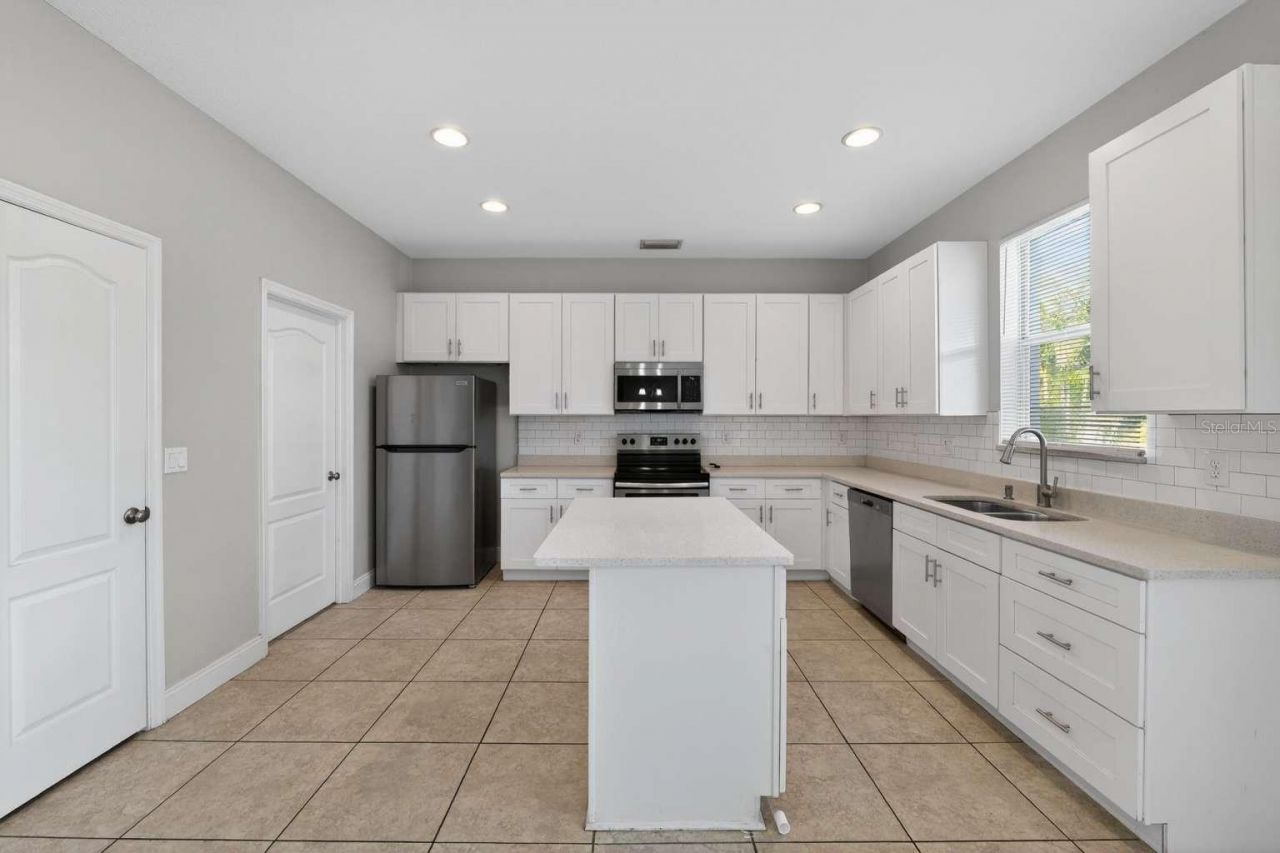 2462 Tahoe Drive, Lakeland, FL 33805 Photo