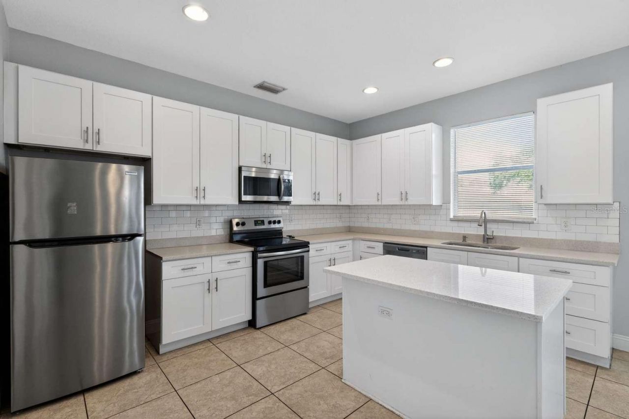 2462 Tahoe Drive, Lakeland, FL 33805 Photo