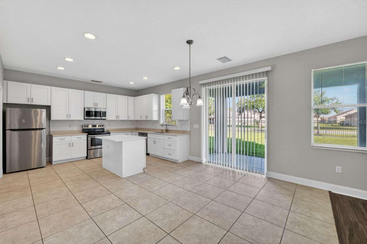 2462 Tahoe Drive, Lakeland, FL 33805 Photo