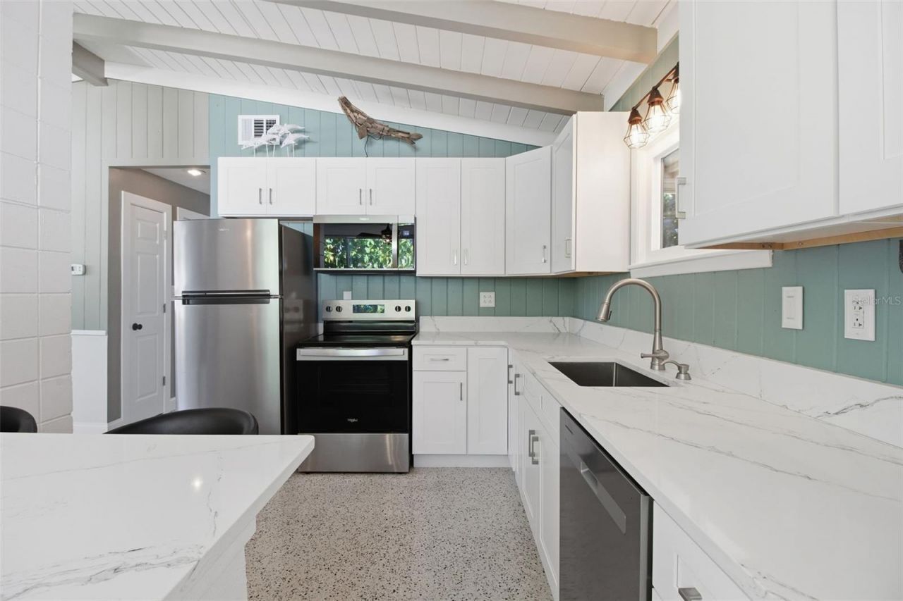 4626 Gleason Avenue, Sarasota, FL 34242 Photo