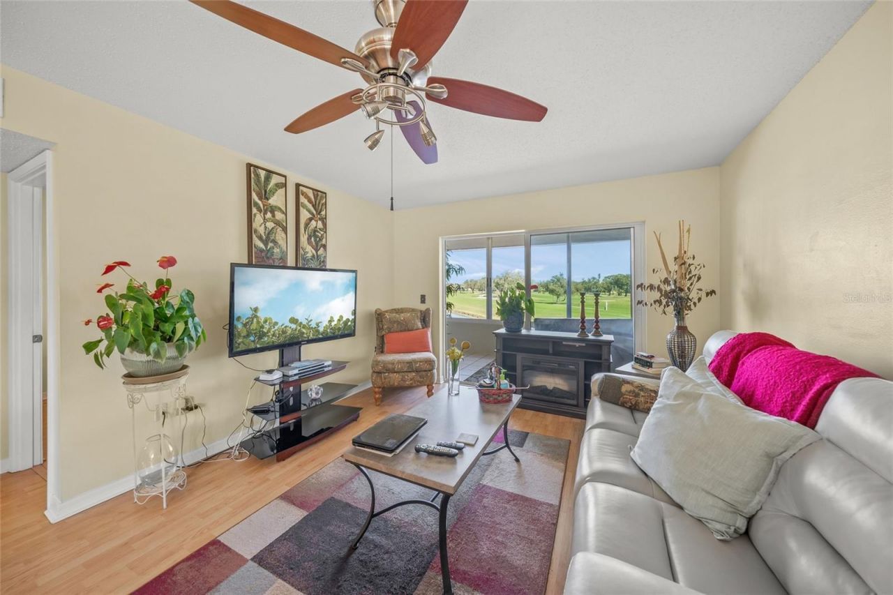 7193 W Country Club Drive N, Unit 237, Sarasota, FL 34243 Photo