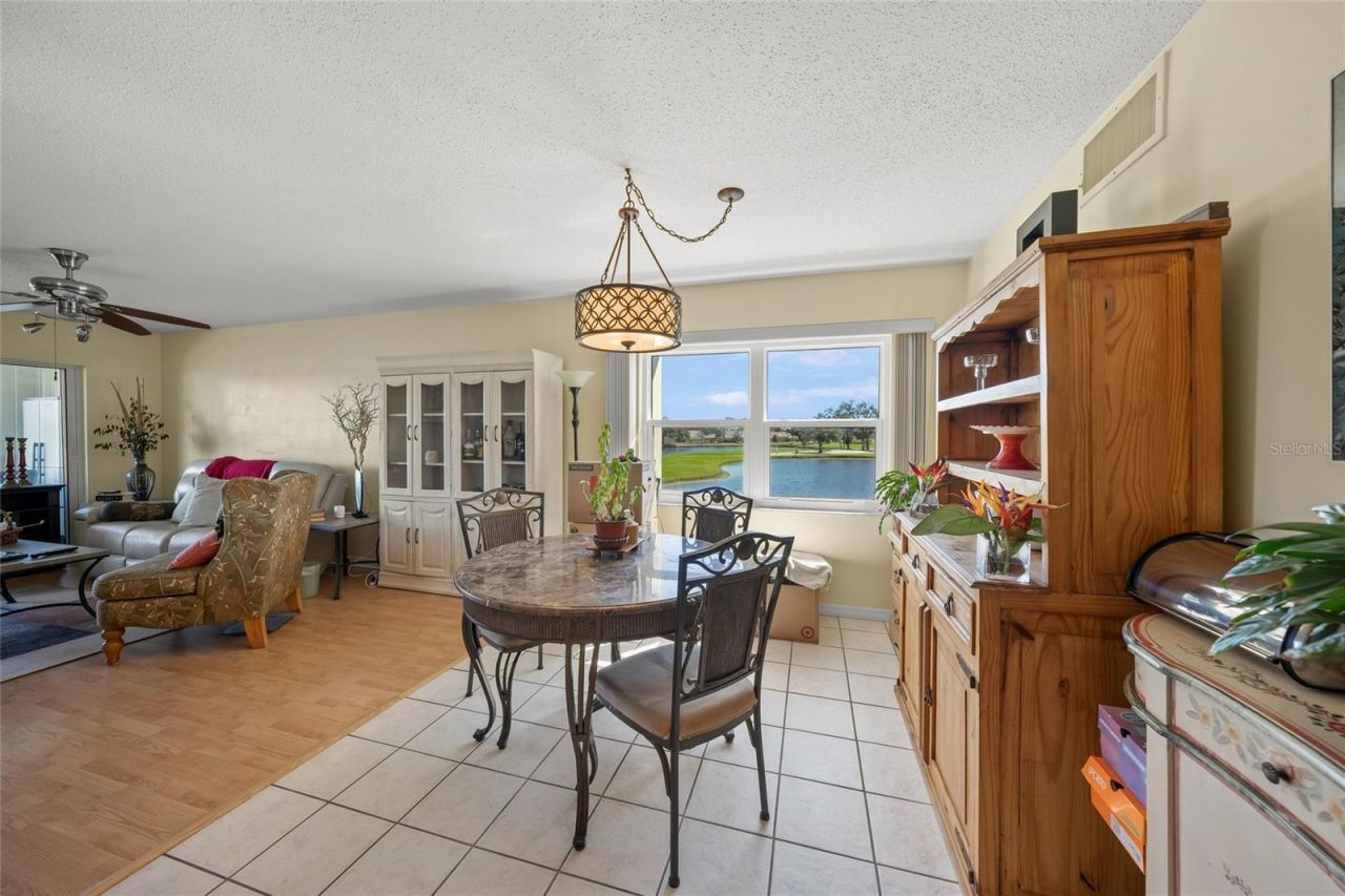 7193 W Country Club Drive N, Unit 237, Sarasota, FL 34243 Photo
