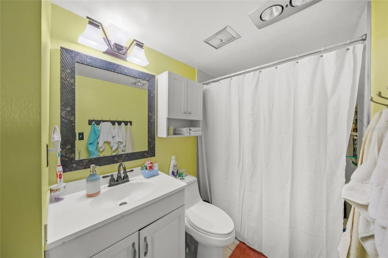 7193 W Country Club Drive N, Unit 237, Sarasota, FL 34243 Photo