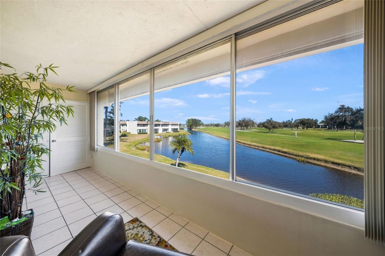 7193 W Country Club Drive N, Unit 237, Sarasota, FL 34243 Photo