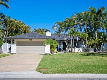 115 13TH STREET, BELLEAIR BEACH, FL 33786