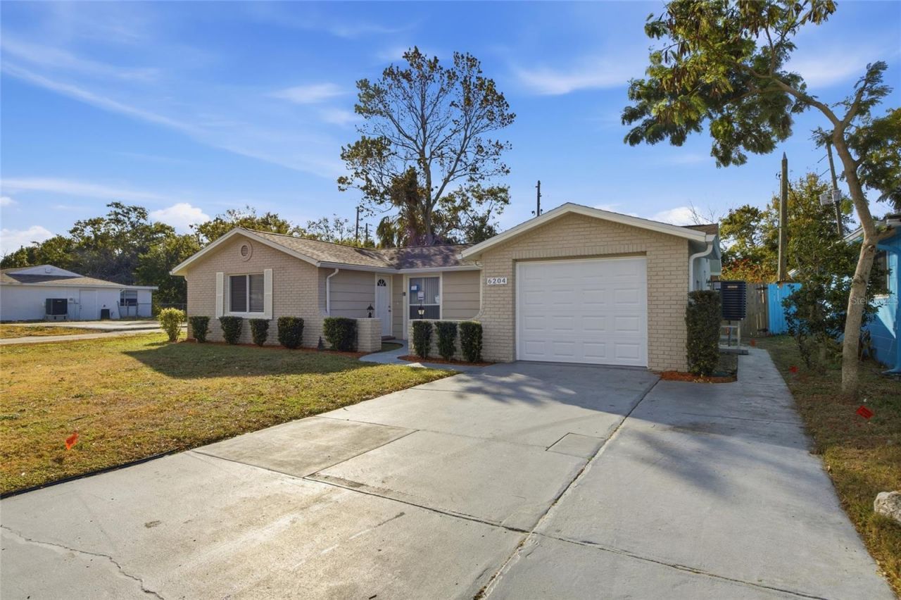 6204 Westport Drive, Port Richey, FL 34668 Photo