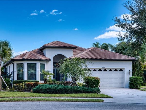 8025 STIRLING FALLS CIRCLE, SARASOTA, FL 34243