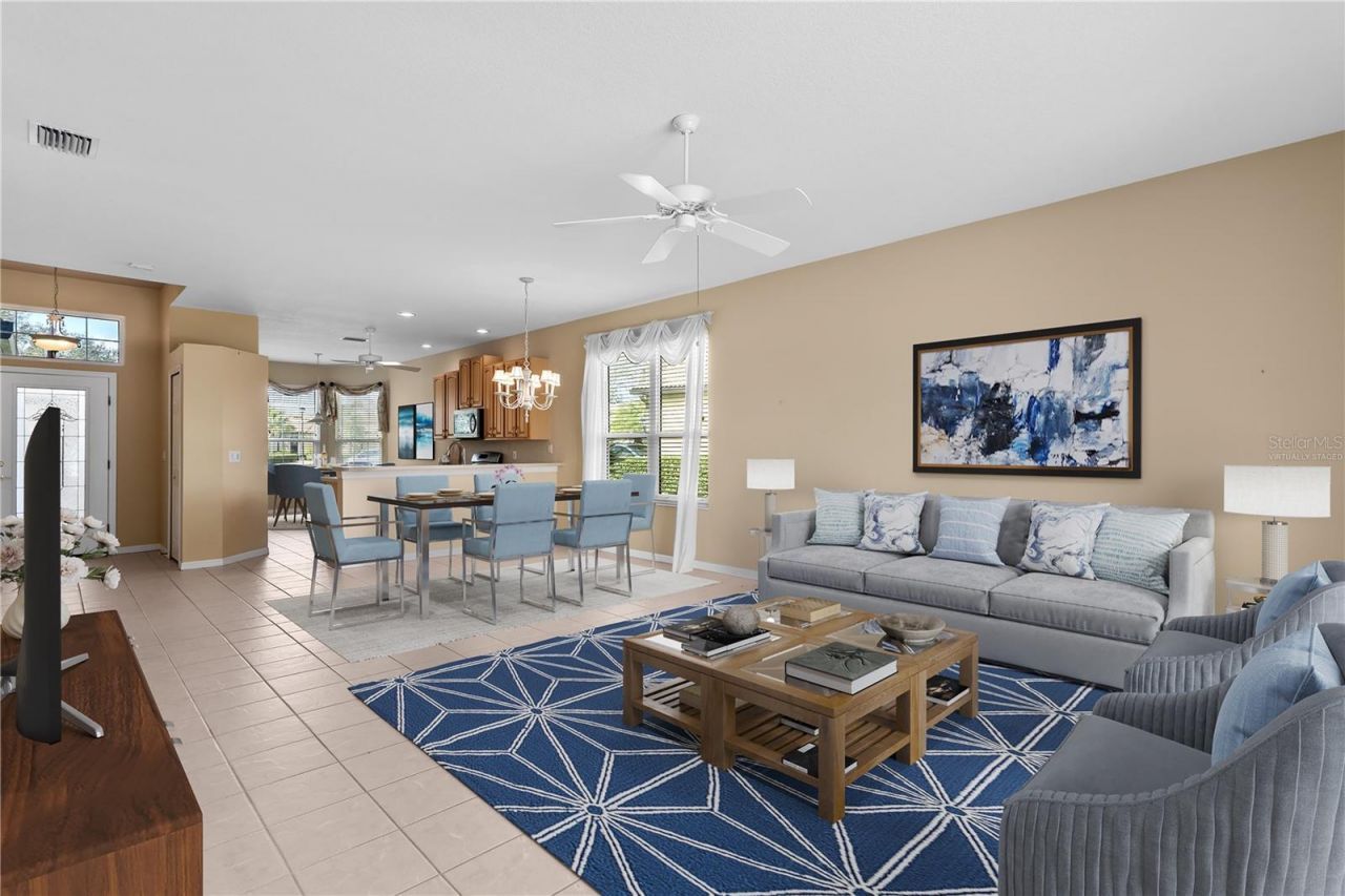 8025 Stirling Falls Circle, Sarasota, FL 34243 Photo