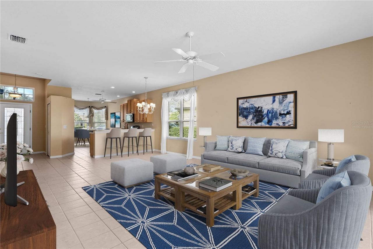 8025 Stirling Falls Circle, Sarasota, FL 34243 Photo