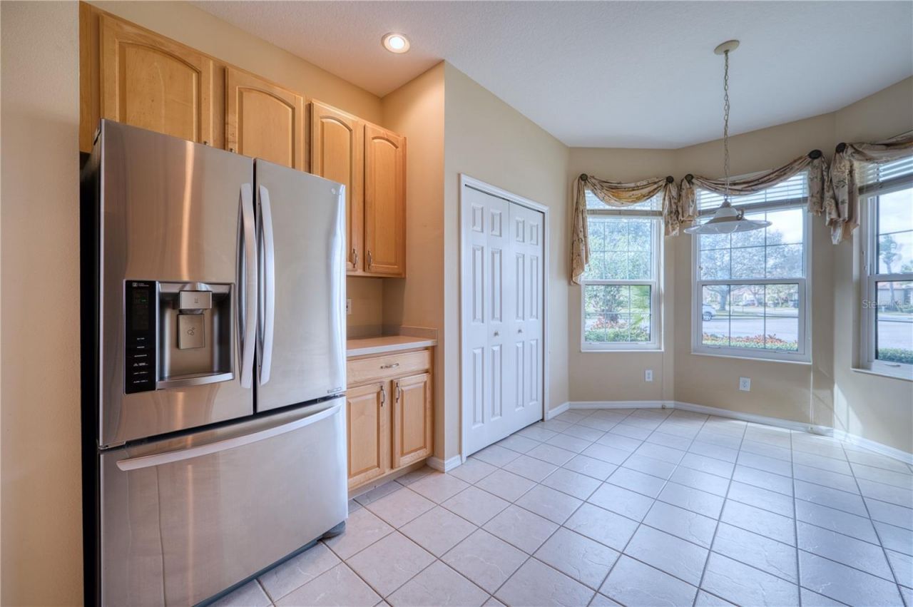 8025 Stirling Falls Circle, Sarasota, FL 34243 Photo