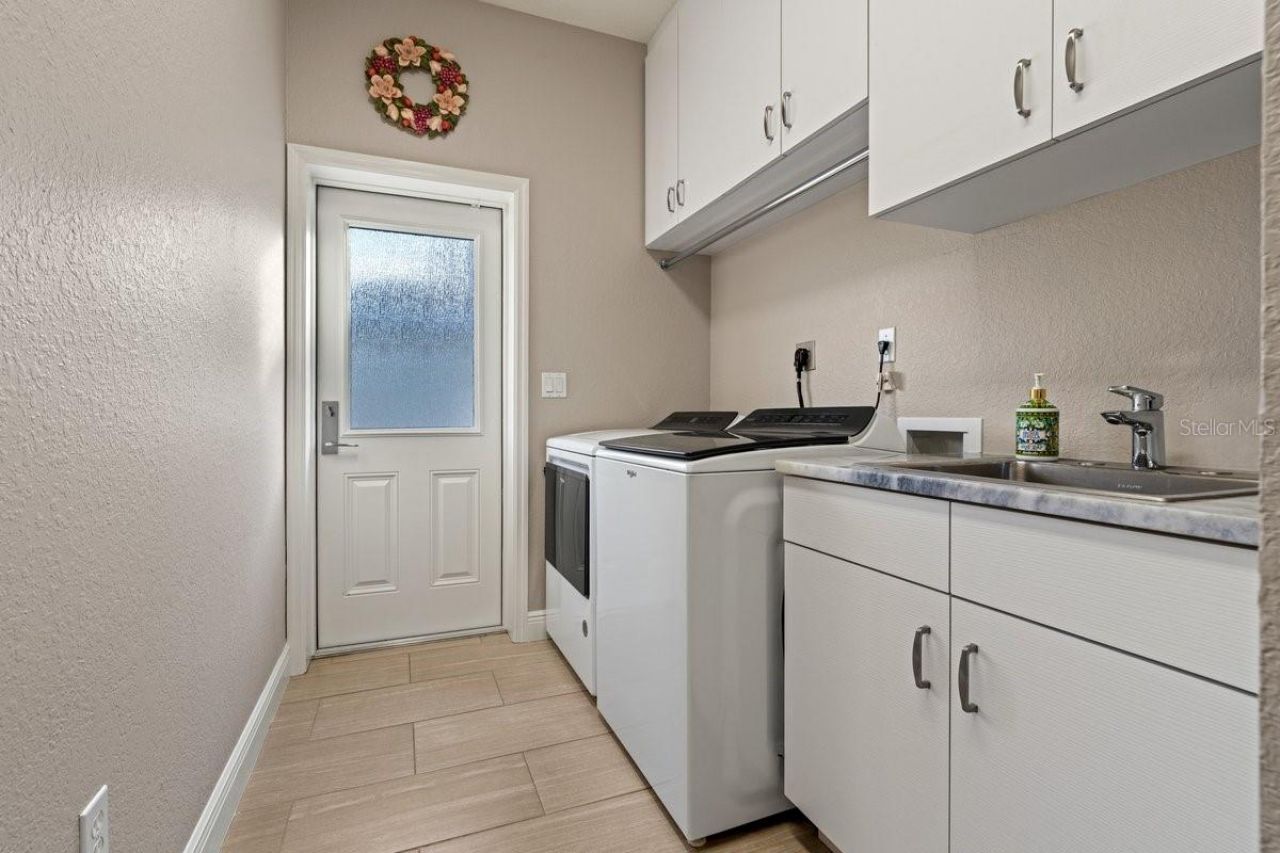 2660 Sunset Drive, New Smyrna Beach, FL 32168 Photo